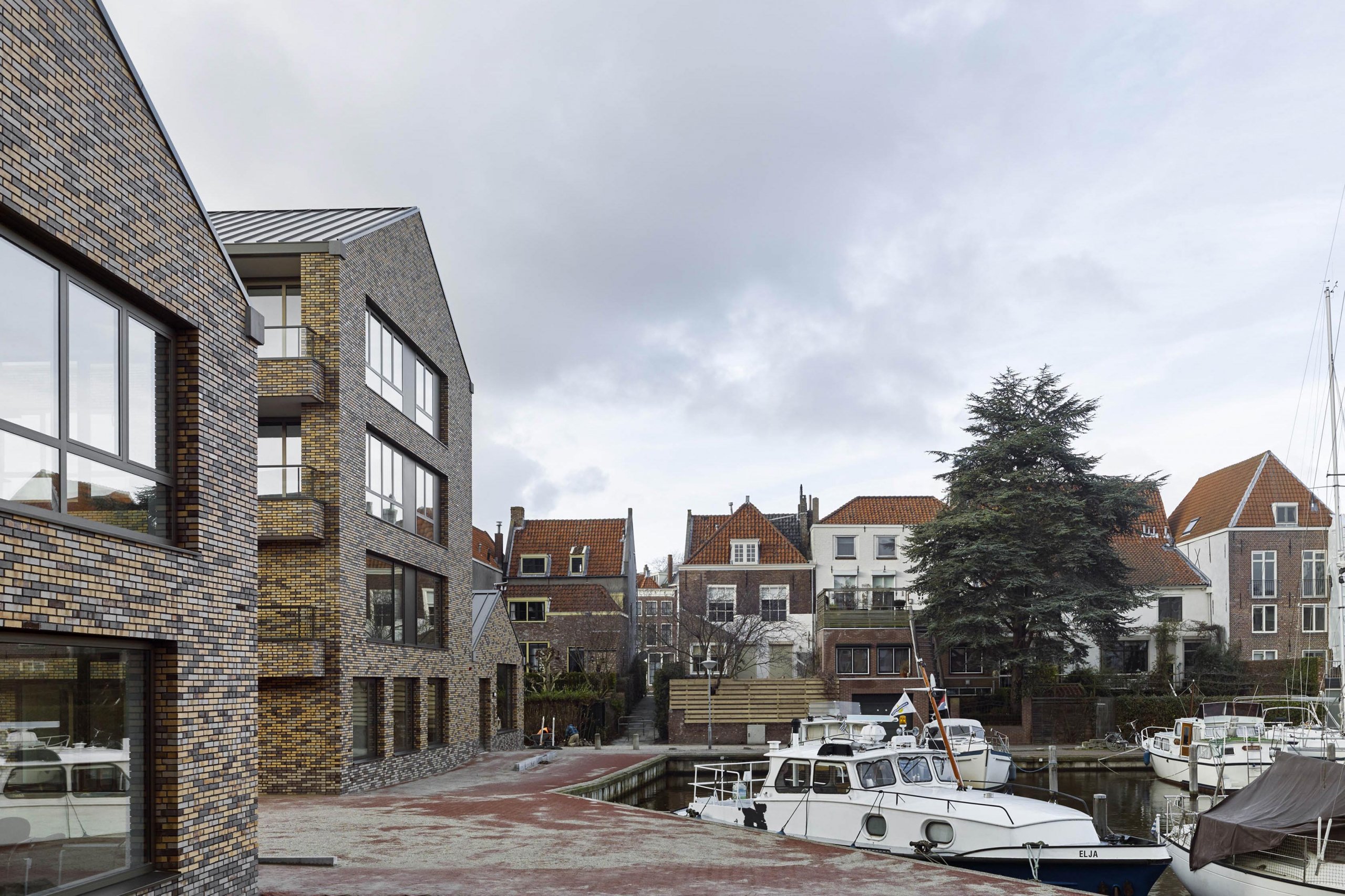 Exterieur van woon en zorgcomplex de maisbais in Middelburg.